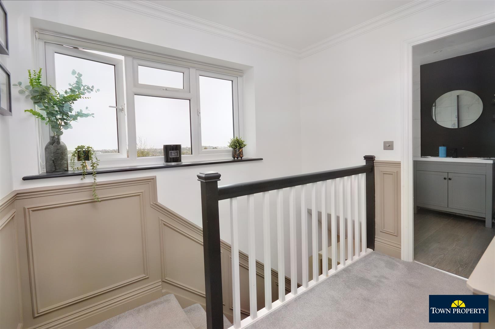 Property Details for Bracken Road Eastbourne East Sussex BN20 8SH